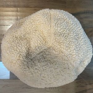 Excellent Condition Pet Pouf Beds